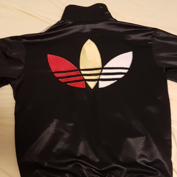 Adidas - Picture 2 of 2